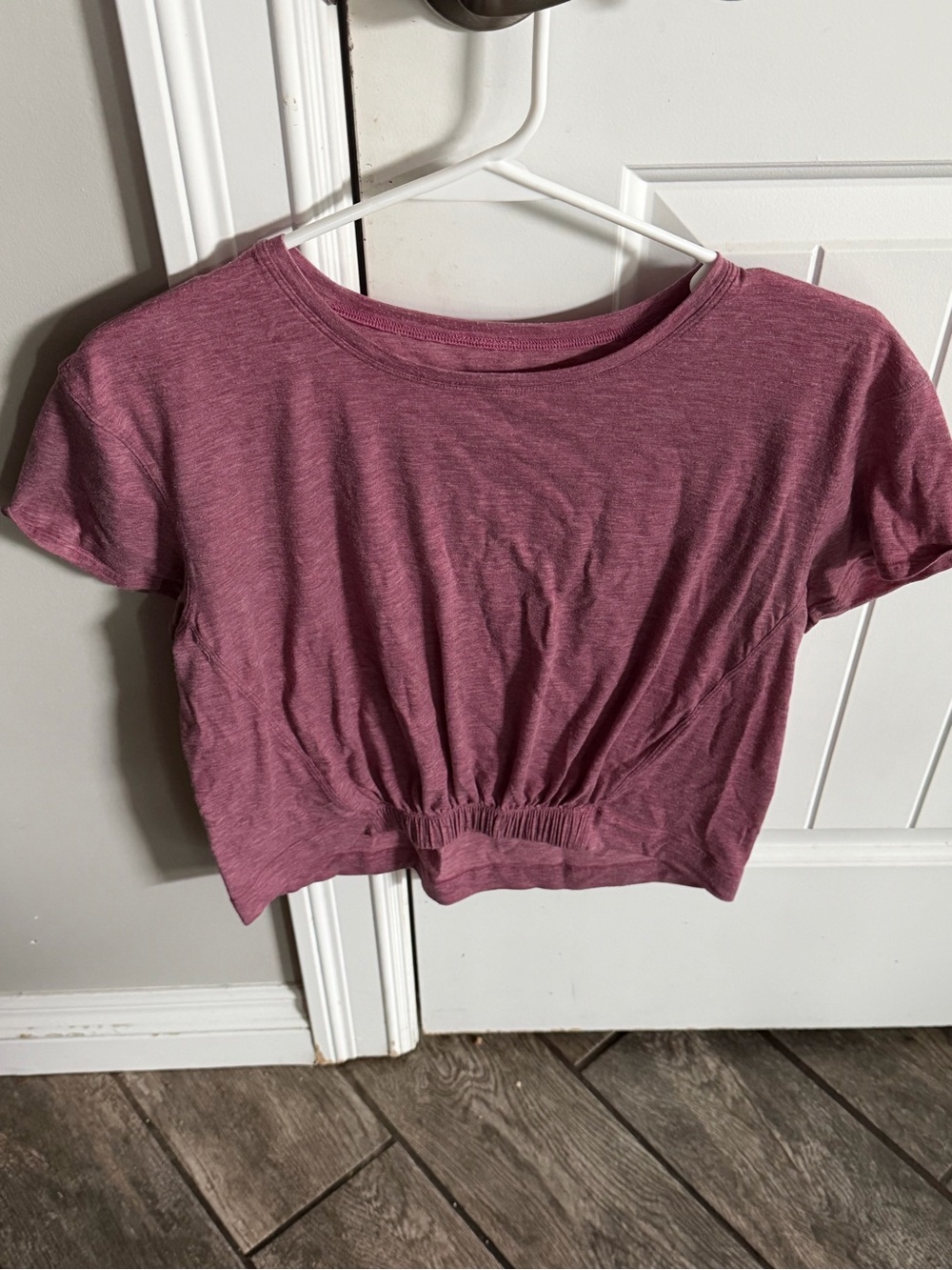 lululemon athletica Cropped Gathered Hem Tee in Dusty Mauve